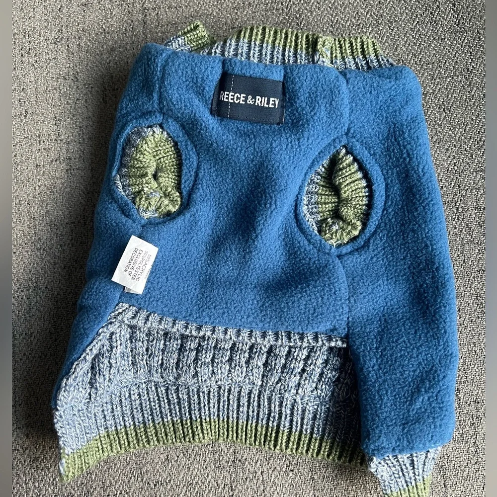 Reece & Riley dog sweater XS
